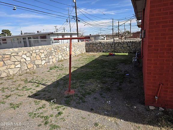 5th image of 4019 Polk Ave
