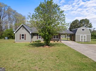 40 Jennifer Ln, Rydal, GA 30171