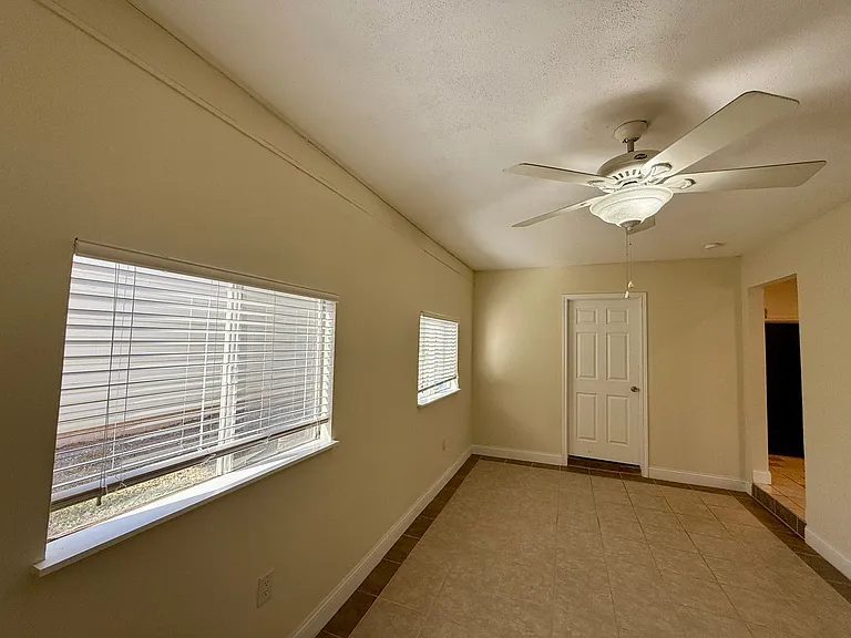 612 Hammack Dr — Photo 16