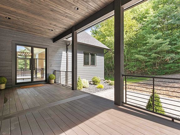 5th image of 24 Green Acres Drive