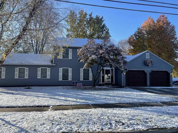 2846 98th St, Highland, IN 46322