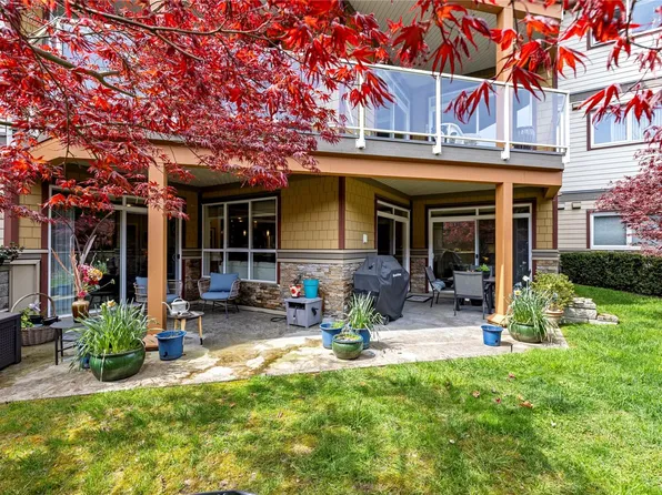 439 College Rd #100, Qualicum Beach, BC V9K 0B2