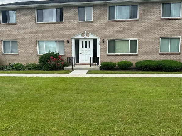 115 Old Lyme Dr APT 3, Amherst, NY 14221