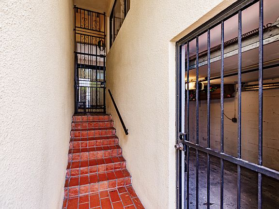 Private garage with E-super charger and secure entry