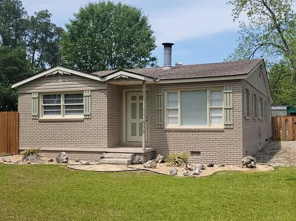 603 W 1st St, Ocilla, GA 31774