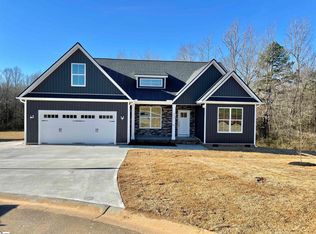 400 Terra Plains Dr, Greer, SC 29651