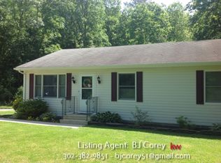 402 Fox Chase Rd, Felton, DE 19943