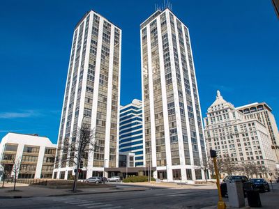 123 SW Jefferson St #E6C, Peoria, IL, 61602