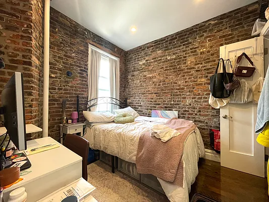 Rented by Douglas Elliman | media 5