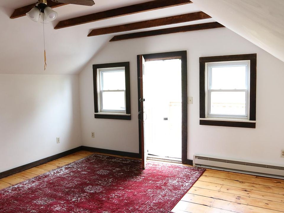 lots of light in bedroom