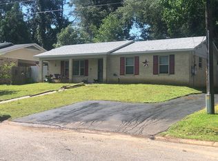 161 S Mauvilla Dr, Chickasaw, AL 36611