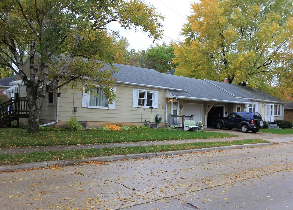 2nd image of 917 Wilson Ave