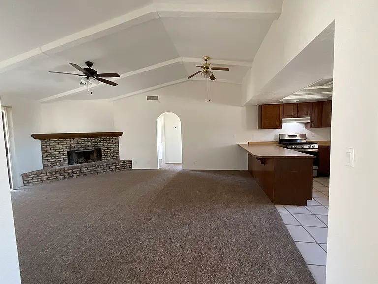 341 Anna Cir — Photo 12