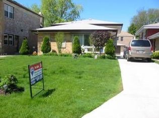 5422 N Edens Pkwy, Chicago, IL 60630
