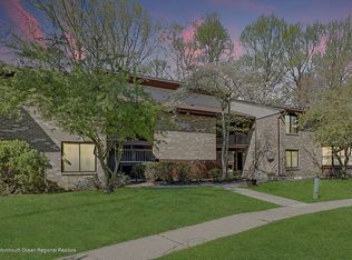 95 Arrowood Rd UNIT F, Manalapan, NJ 07726