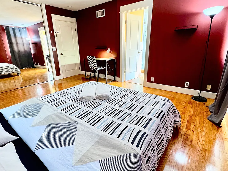 611 W Culver Ave — Photo 12