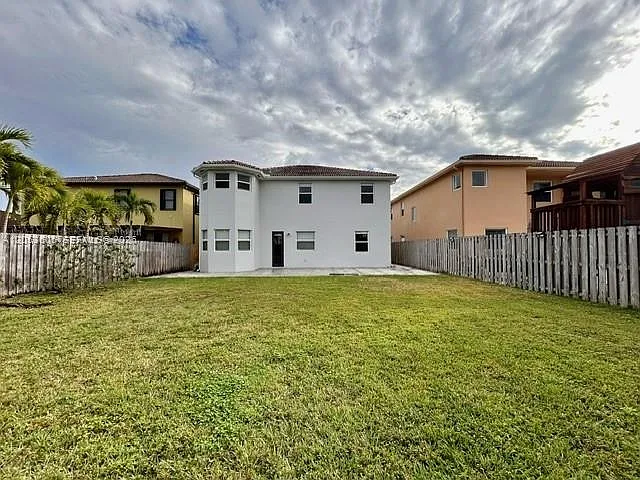 14432 SW 16th St — Photo 17