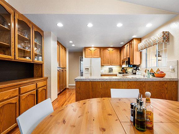 5th image of 14198 Lake Wildwood Dr