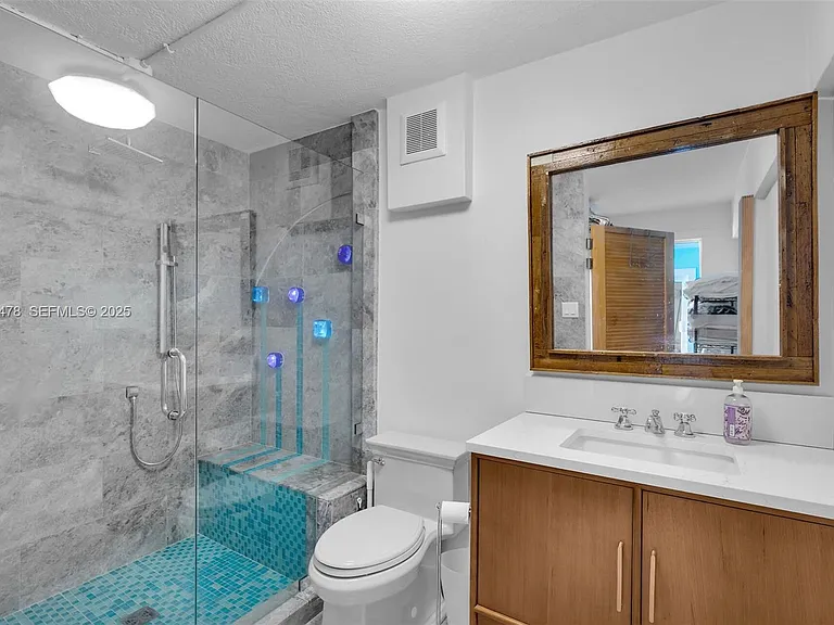 232 W Seaview Dr — Photo 20