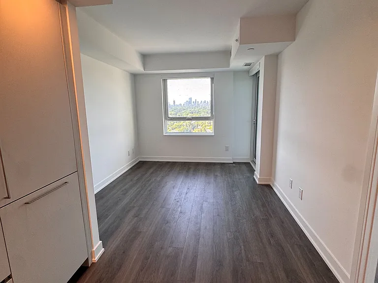 609 Sherbourne St #1806 — Photo 3