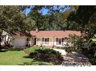 2525 Hickory St, New Bern, NC 28562