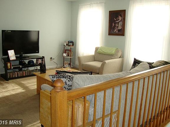 8742360_4