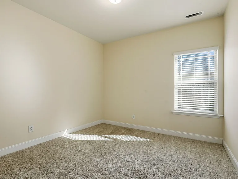 52 Woodwater Cir — Photo 30