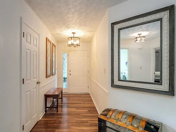 4th image of 1141 Winter Haven Way