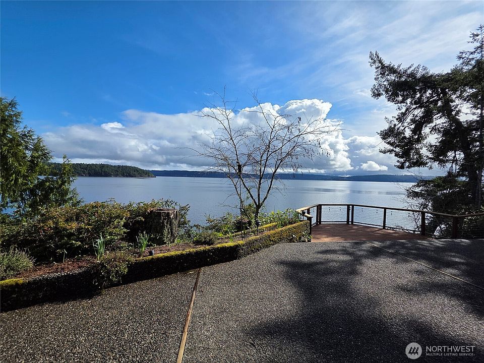 1st image of 81 Wa Wa Point Place