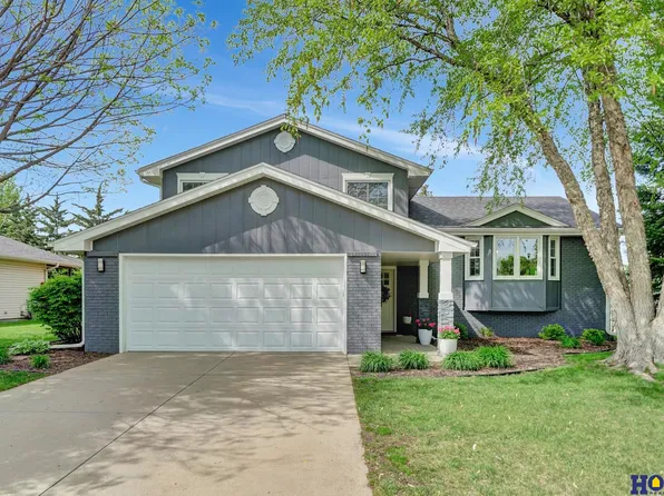 7330 Glynoaks Dr, Lincoln, NE 68516