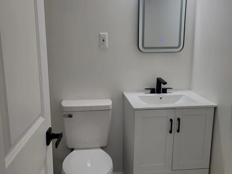 7172 Donnell Pl — Photo 4