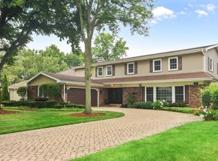 938 Suffield Ter, Northbrook, IL 60062