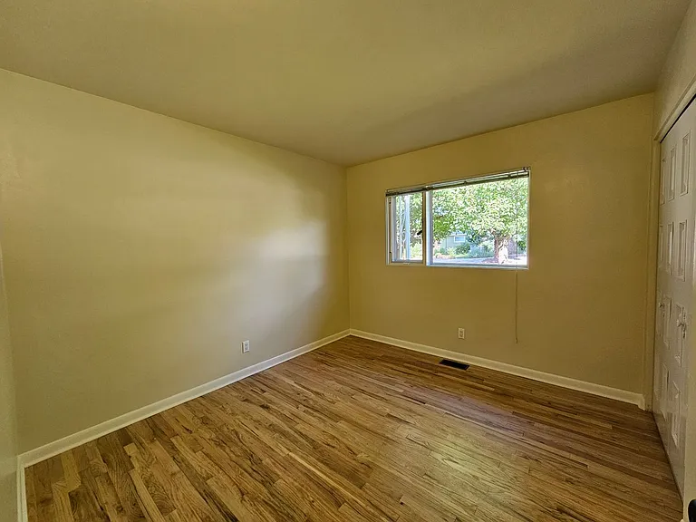 3617 Leeds Ln — Photo 18