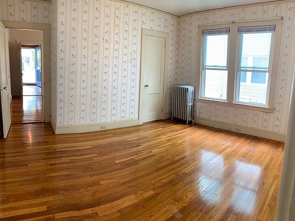 2nd image of 52 Maplewood Ave #2