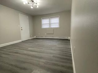 338 Park Ave #3, East Hartford, CT 06108