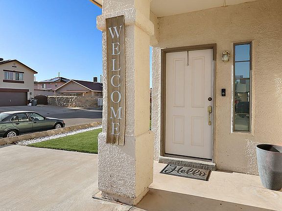 3rd image of 14041 Tierra Delfin Dr