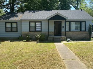 609 2nd St, Conway, AR 72032