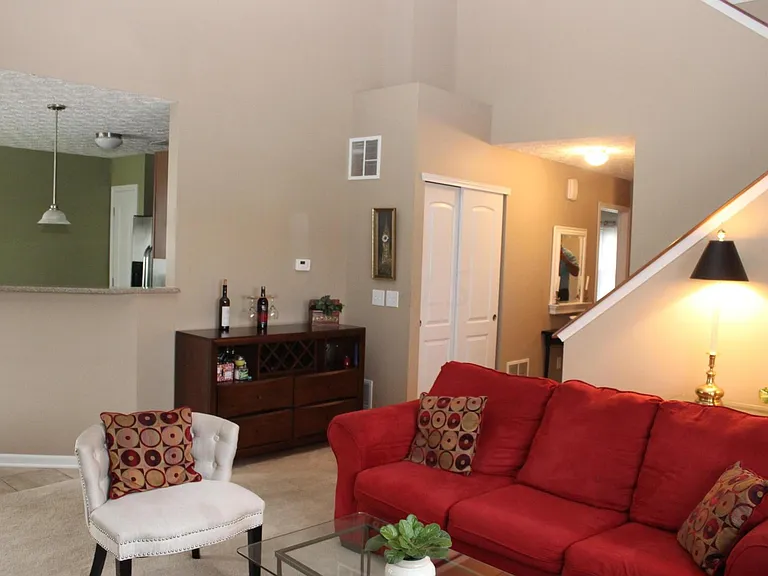 96 Arrowfeather Ln — Photo 12