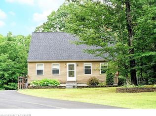 42 Cummings Ave, Buxton, ME 04093