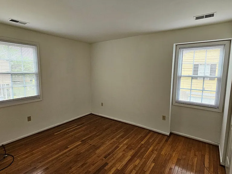 904 Winterstick Pl — Photo 9