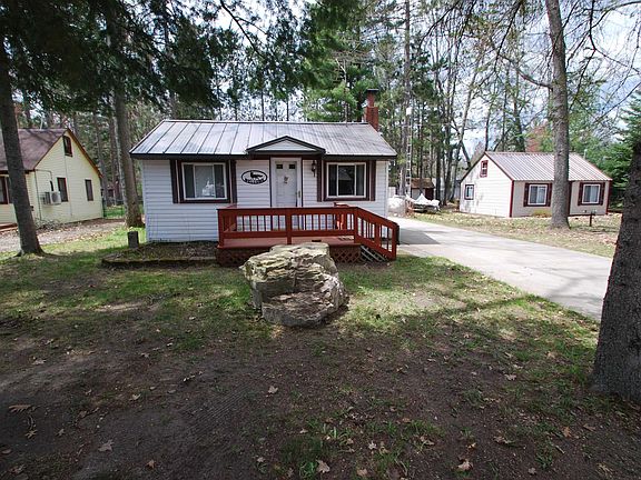 3rd image of 2221 Buhlman Dr