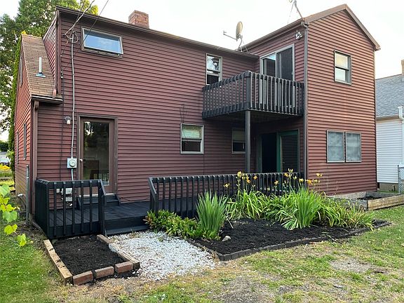 3rd image of 729 Wyoming Ave