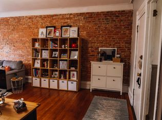 233 S 44th St FLOOR 2, Philadelphia, PA 19104