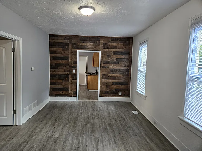 1157 W Dale Ave #1 — Photo 3