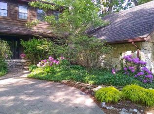 2332 E Woodstock Pl, Bloomington, IN