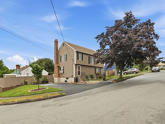 2nd image of 74 Maplewood Rd