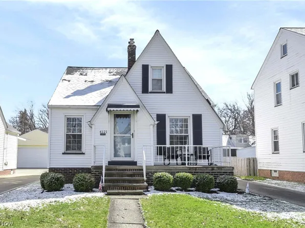 4121 W 158th St, Cleveland, OH 44135