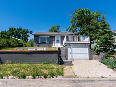 325 4th St NW, Watford City, ND, 58854