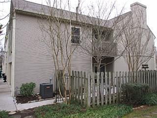2nd image of 8622 Old Carriage Ct