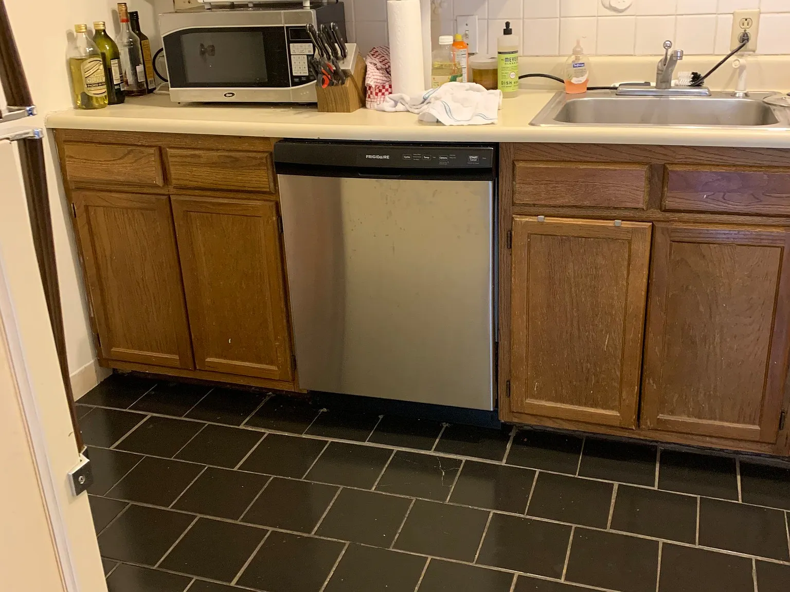 2 bed, 1.0 bath, $2,650 — Photo 2